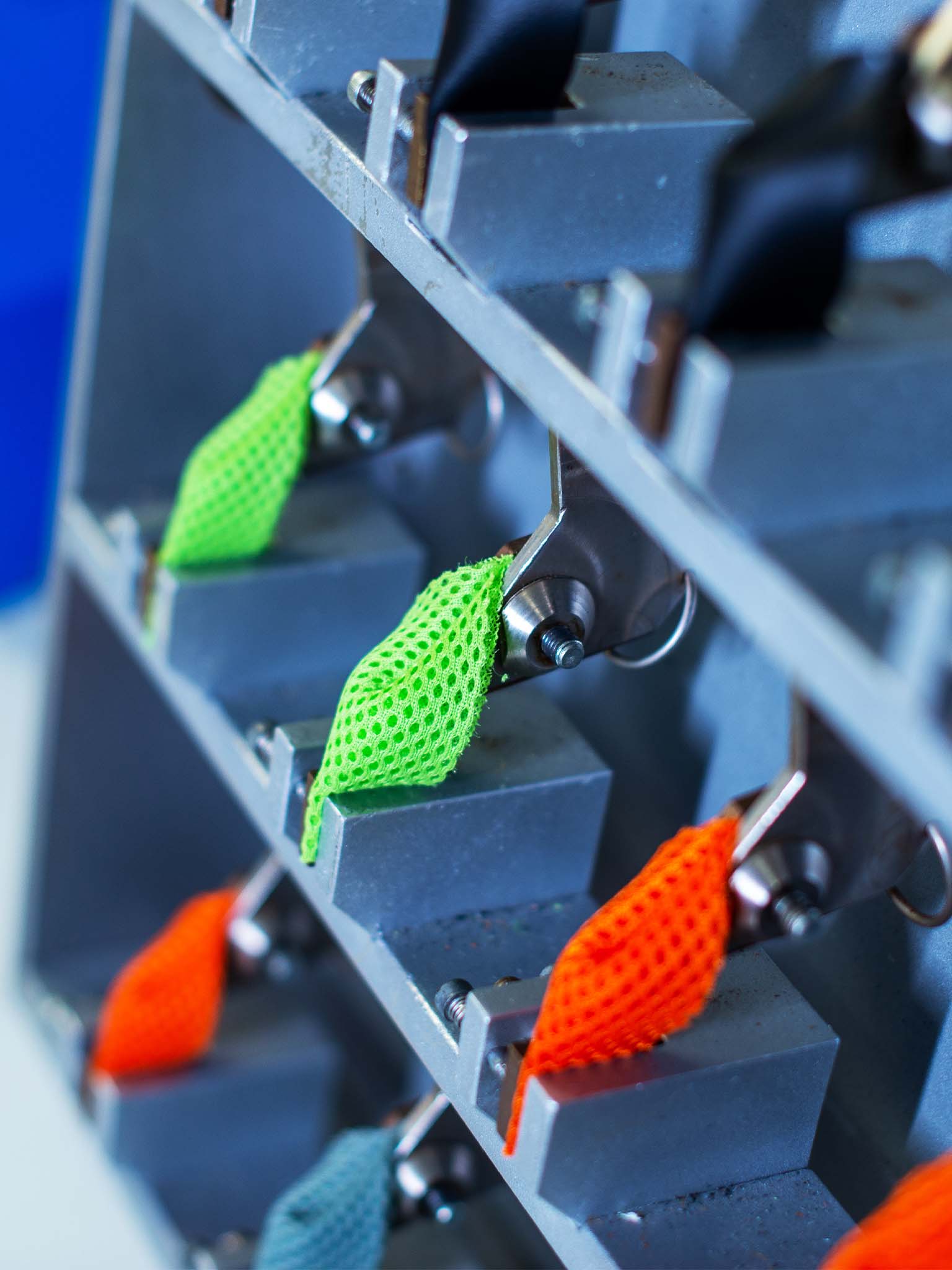 home-lab-section-image-hover